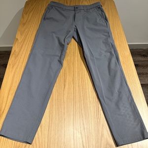 Lululemon Commission Pant Slim Grey Size 33 never worn